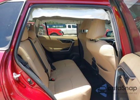 2021 Toyota Rav4 Le z USA, uszkodzony, nr VIN 2T3H1RFV8MW146042